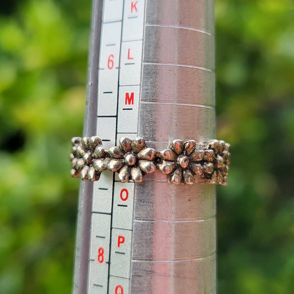 Vintage Silver Tone Daisy Flower Band Ring S 7 Floral Boho